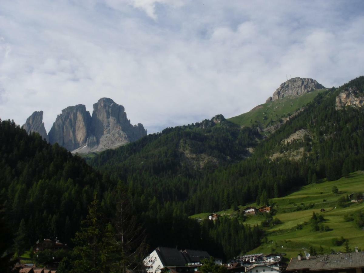 Готель Garni Festil Кампітелло-ді-Фасса Екстер'єр фото